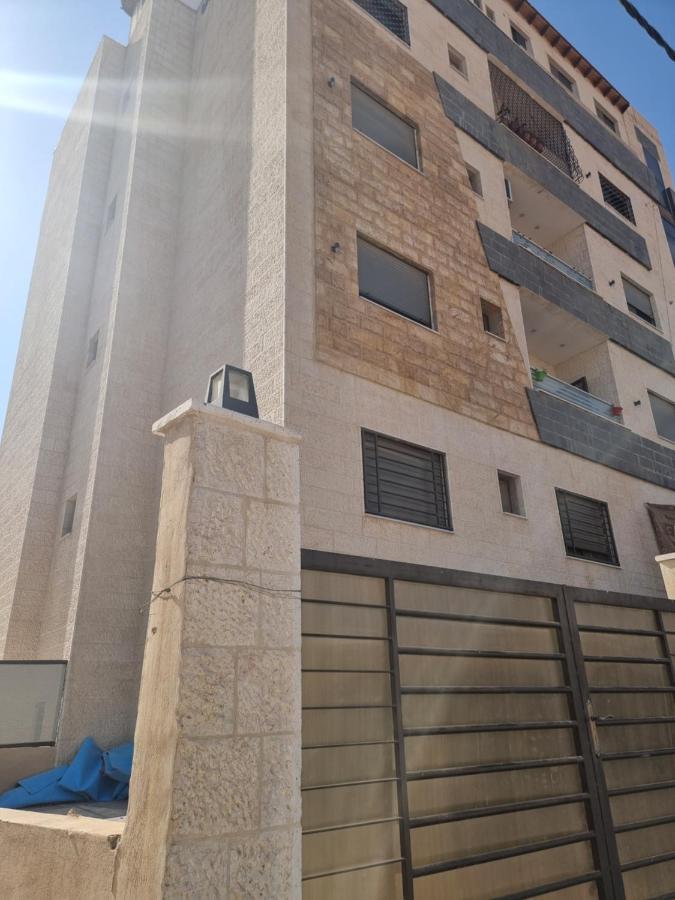 Sbatin Madba Madaba Exterior photo
